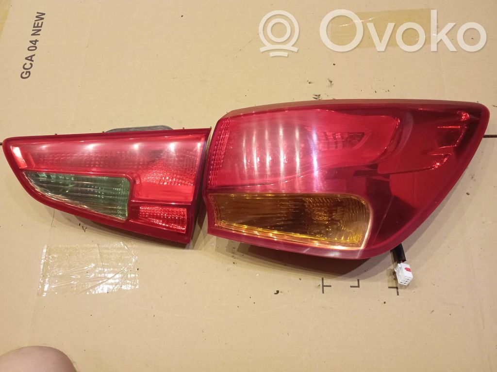 Rear/tail lights   92402A23,92404A23,13673