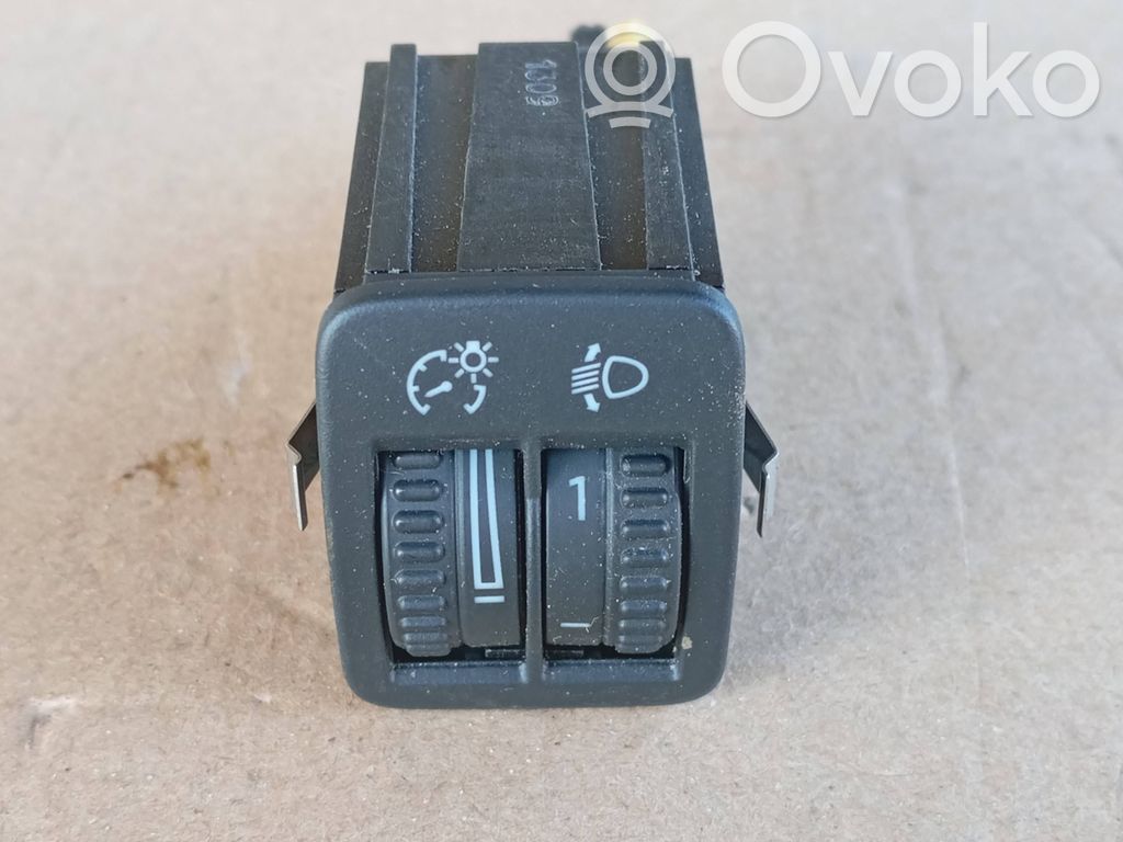 Volkswagen Golf Plus Headlight level height control switch 