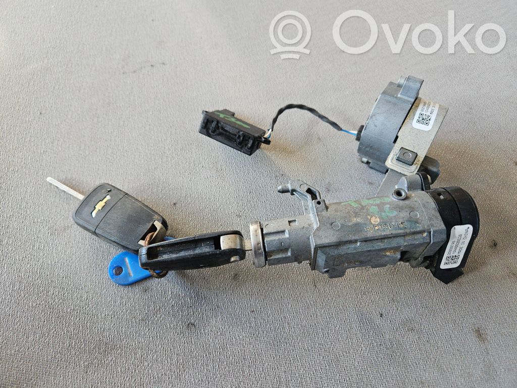 Chevrolet Aveo Užvedimo spynelė 