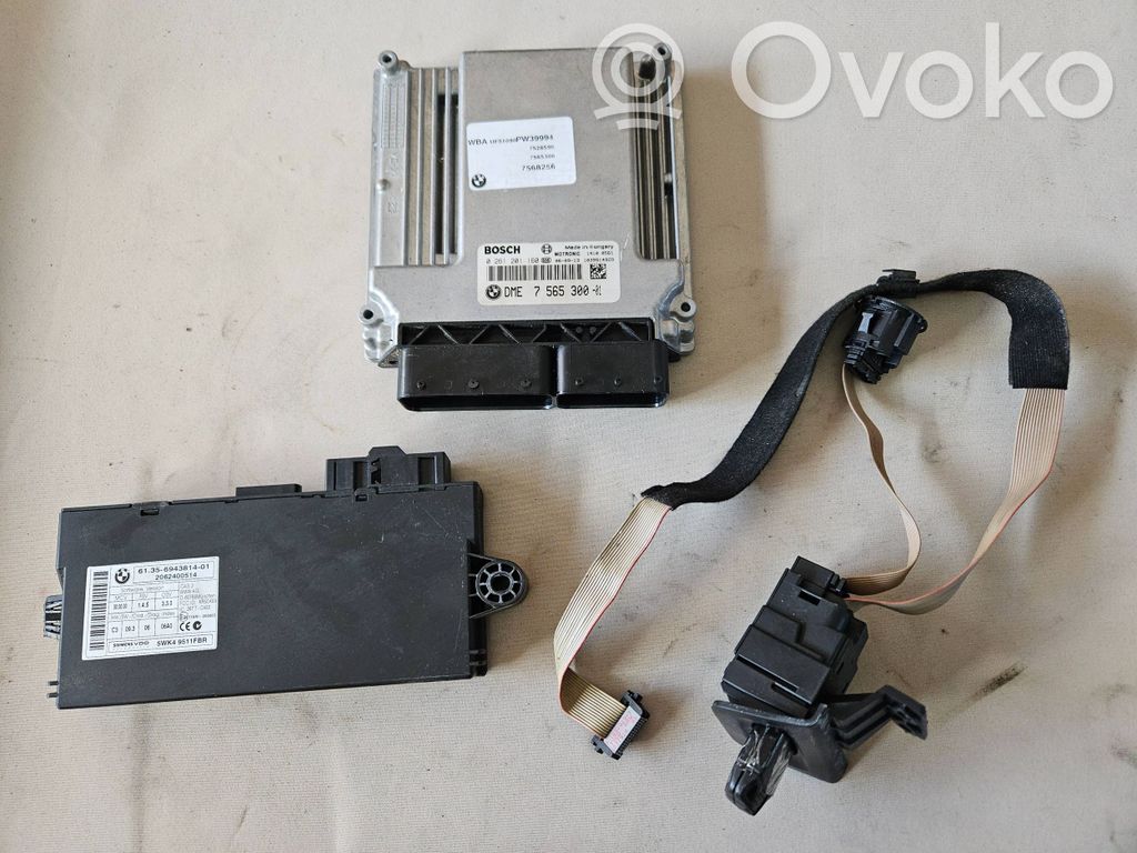 BMW 1 E81 E87 Engine control unit/module 