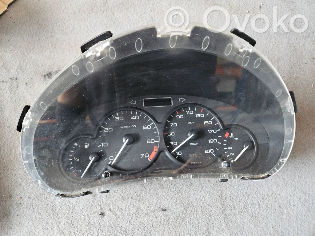 Peugeot 206 Geschwindigkeitsmesser Cockpit 