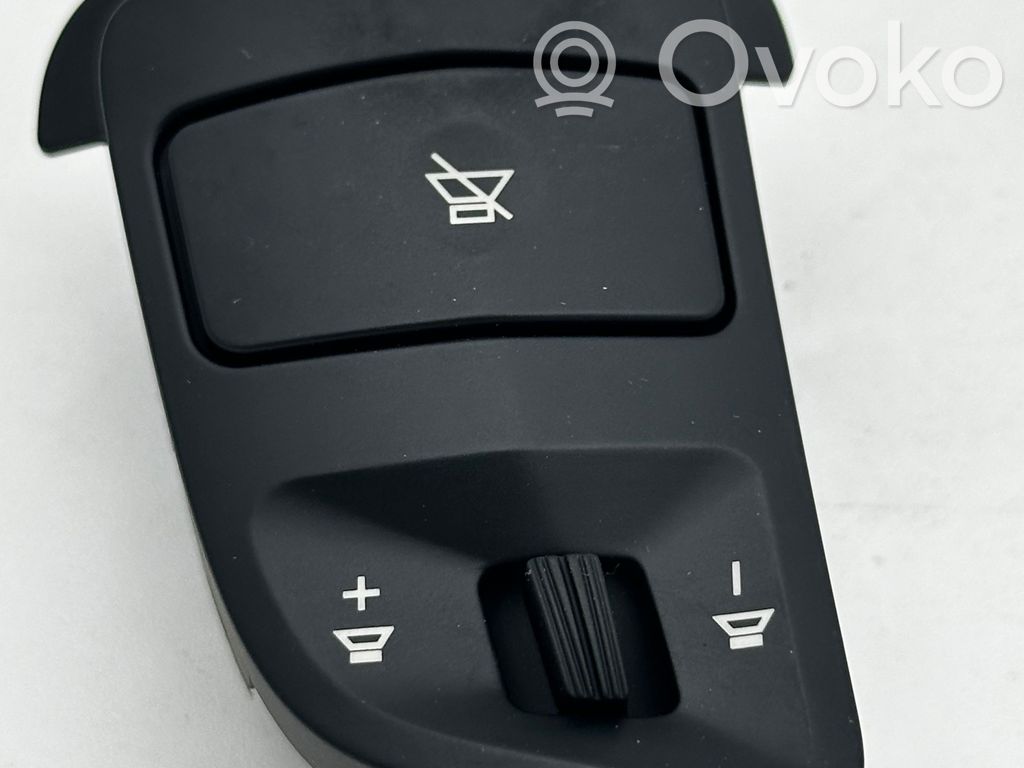 KIA Ceed Boutons / interrupteurs volant 
