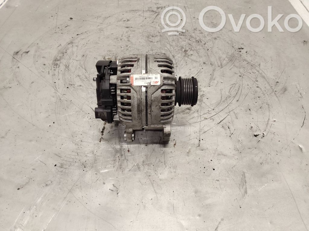 Volkswagen Golf IV Alternator 