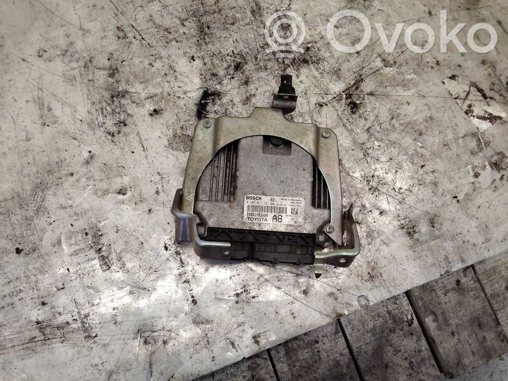 Toyota Avensis T250 Engine control unit/module 