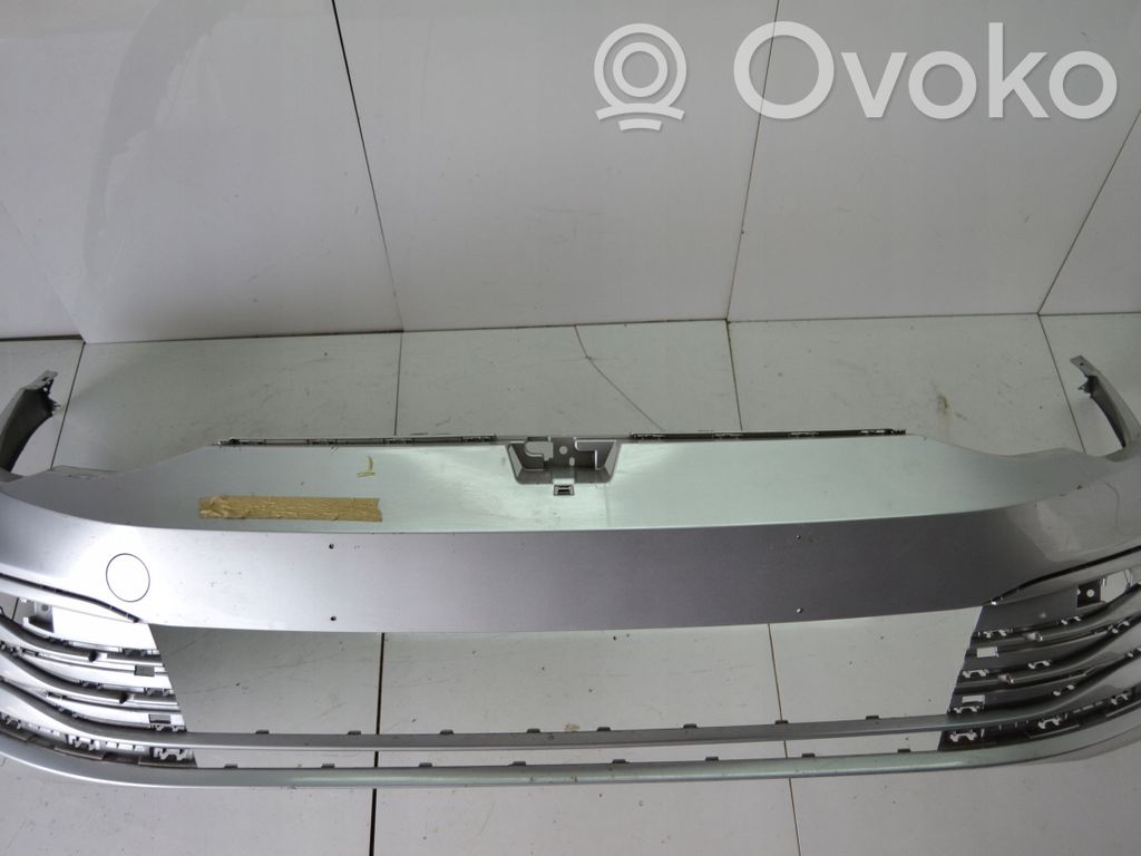 Volkswagen Golf VIII Parachoques delantero 