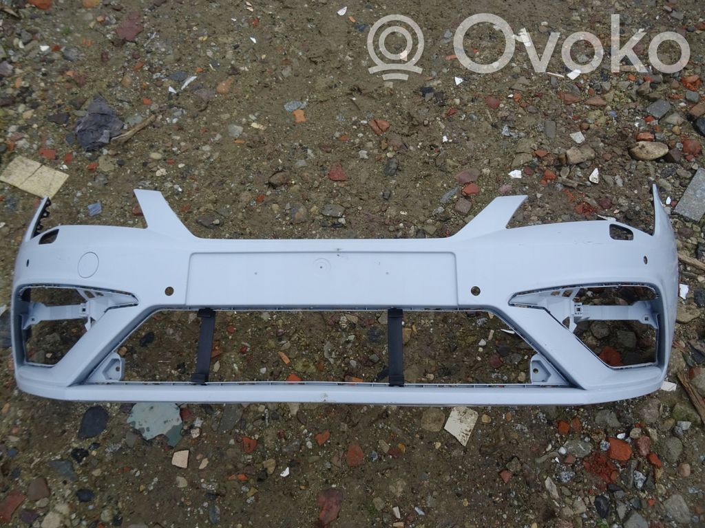 Parachoques delantero   R10P4