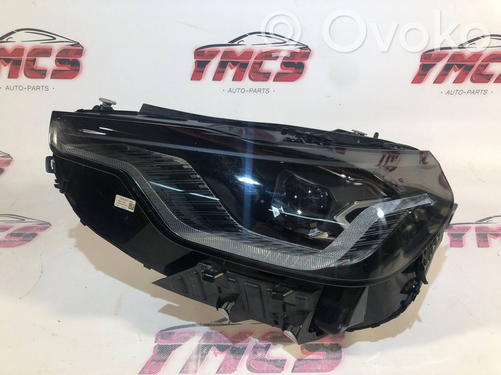 BMW 2 G42 Scheinwerfer 