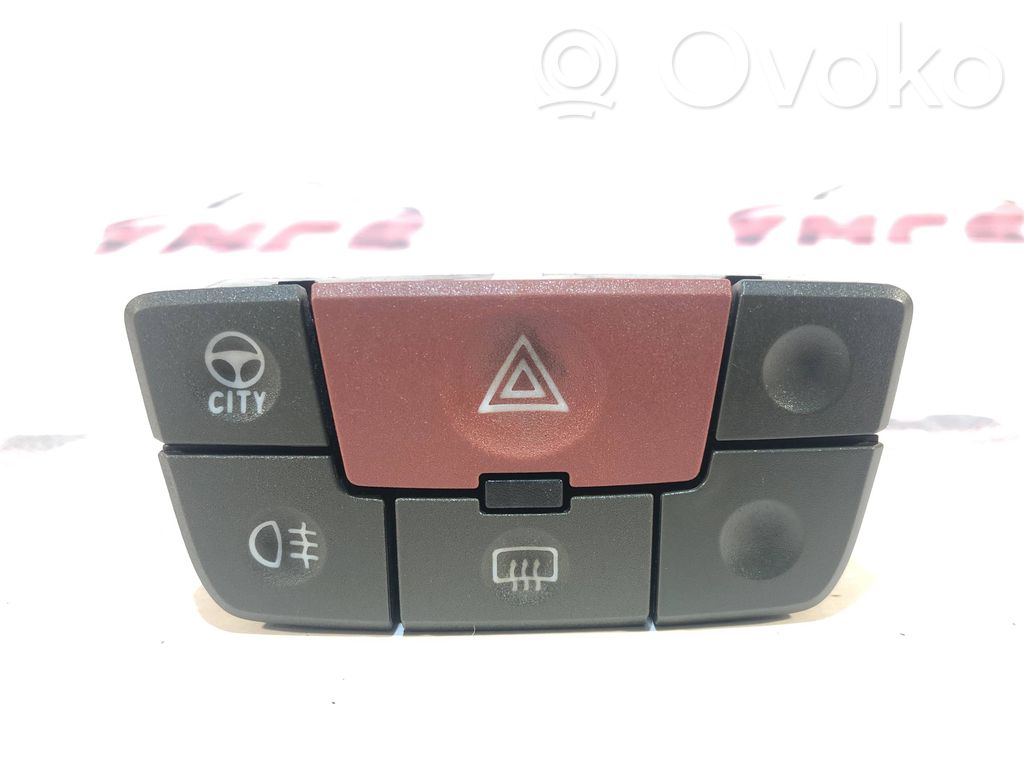 Fiat Panda II Hazard light switch 
