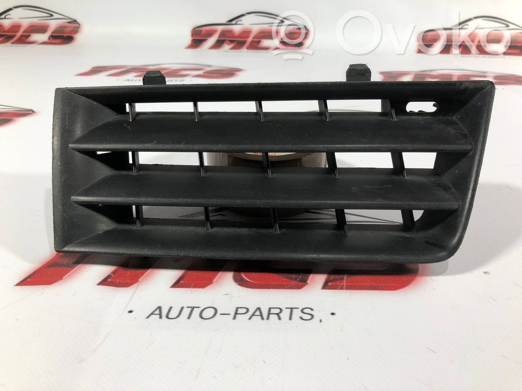 Renault Megane II Grille inférieure de pare-chocs avant 