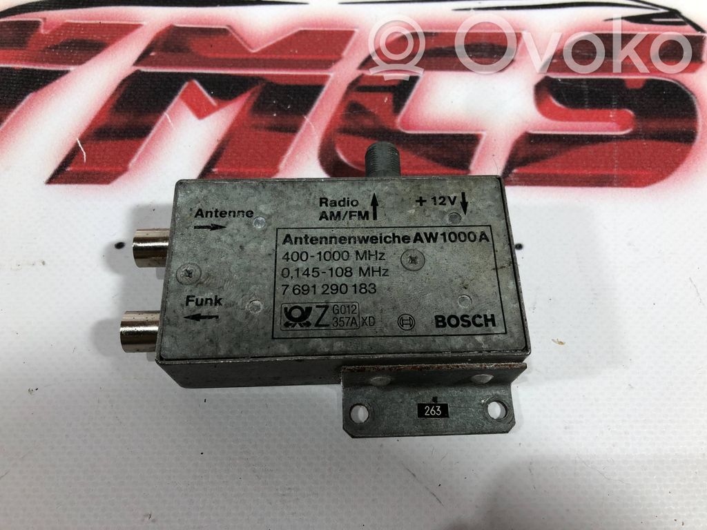 Volkswagen PASSAT B3 Antenos stiprintuvas 