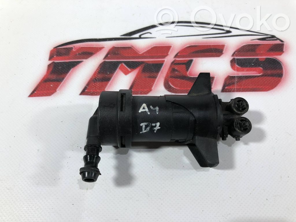 Audi A5 8T 8F Dysza spryskiwacza lampy przedniej 
