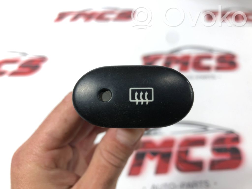 Daewoo Nexia Windscreen/window heater switch 