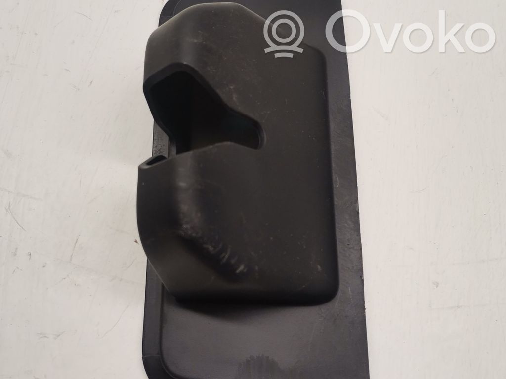 Other trunk/boot trim element   95B827520