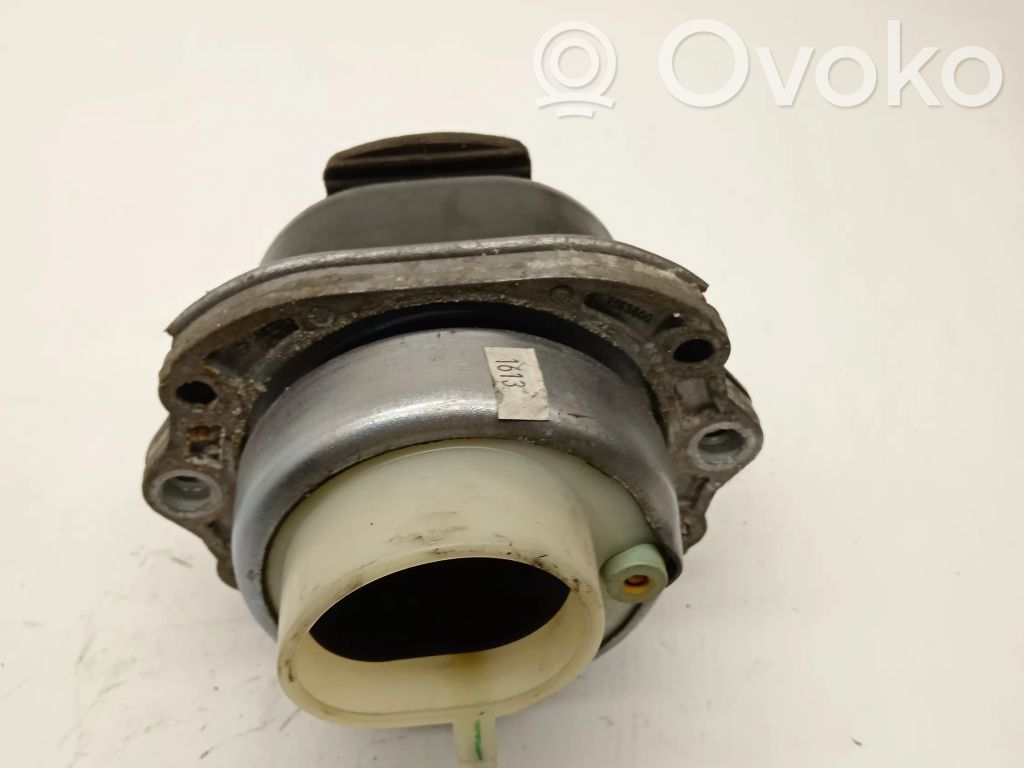 BMW X5 F15 Engine mount bracket 