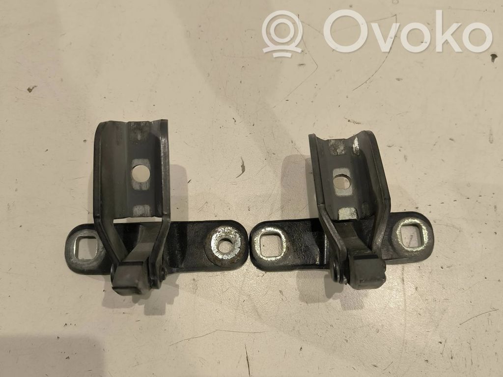 Loading door hinge set   14187910,S355