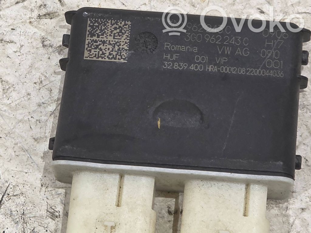 Tailgate/trunk control unit/module   3G0962243C,32839400