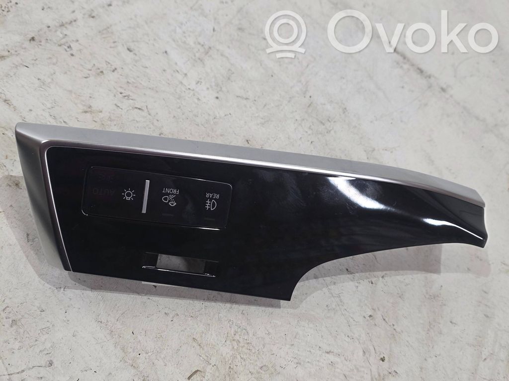 Panel trim   4M8857237A