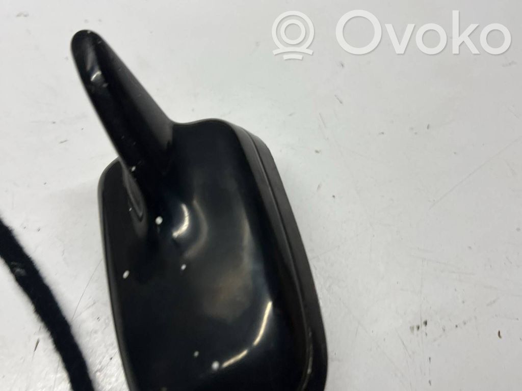 Audi A6 S6 C6 4F GPS-pystyantenni 