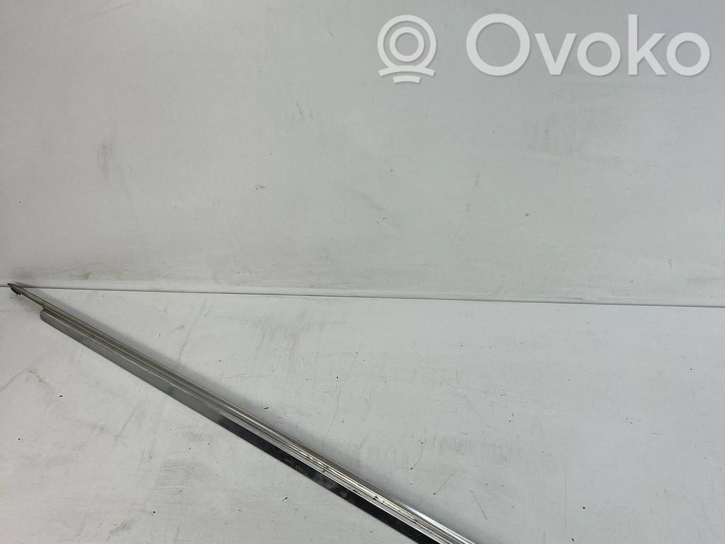 Audi A8 S8 D4 4H Listwa progowa 