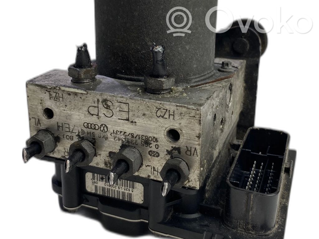 Audi A4 S4 B8 8K Główny cylinder hamulca 