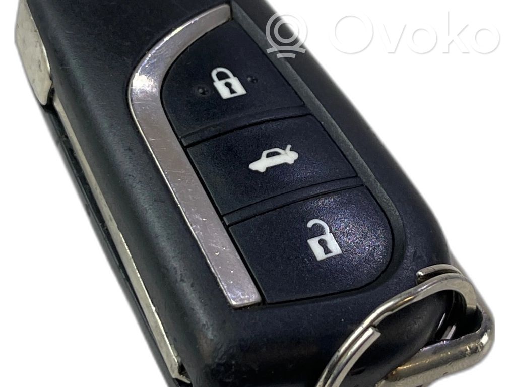 Toyota Avensis T270 Ignition lock 