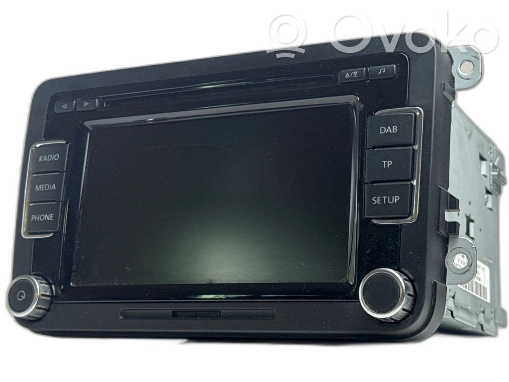 Volkswagen PASSAT B7 Panel / Radioodtwarzacz CD/DVD/GPS 