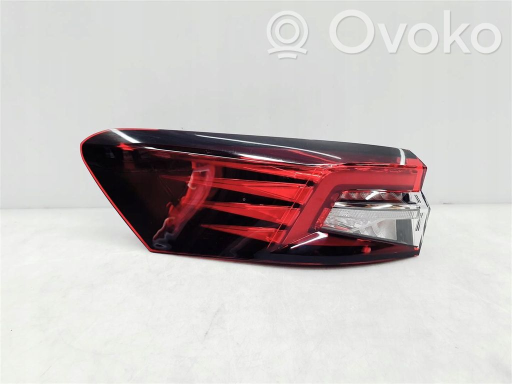 Skoda Superb B8 (3V) Takaluukun takavalot 