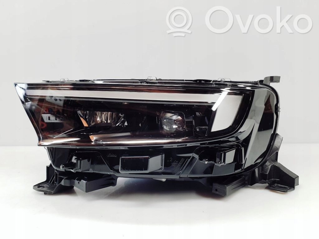 Headlight/headlamp   9834016880