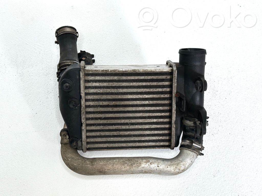 Audi A6 S6 C6 4F Interkūlerio radiatorius 