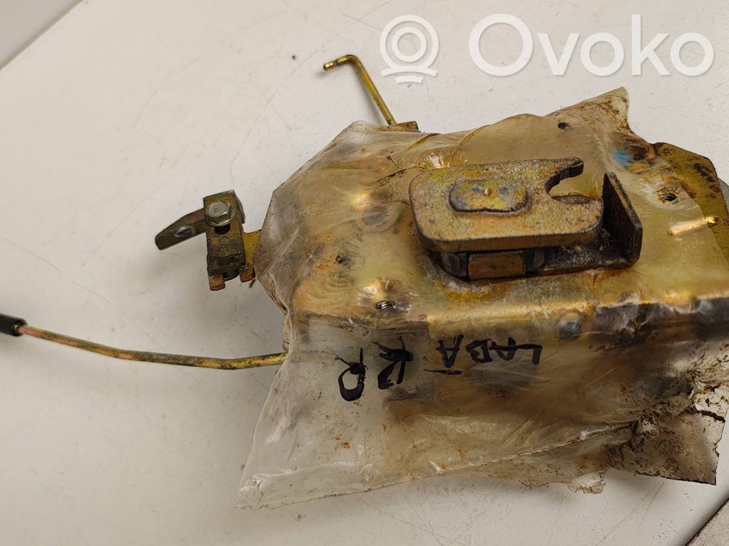 Front door lock   6949101