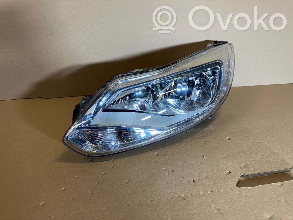 Ford Focus Headlight/headlamp 