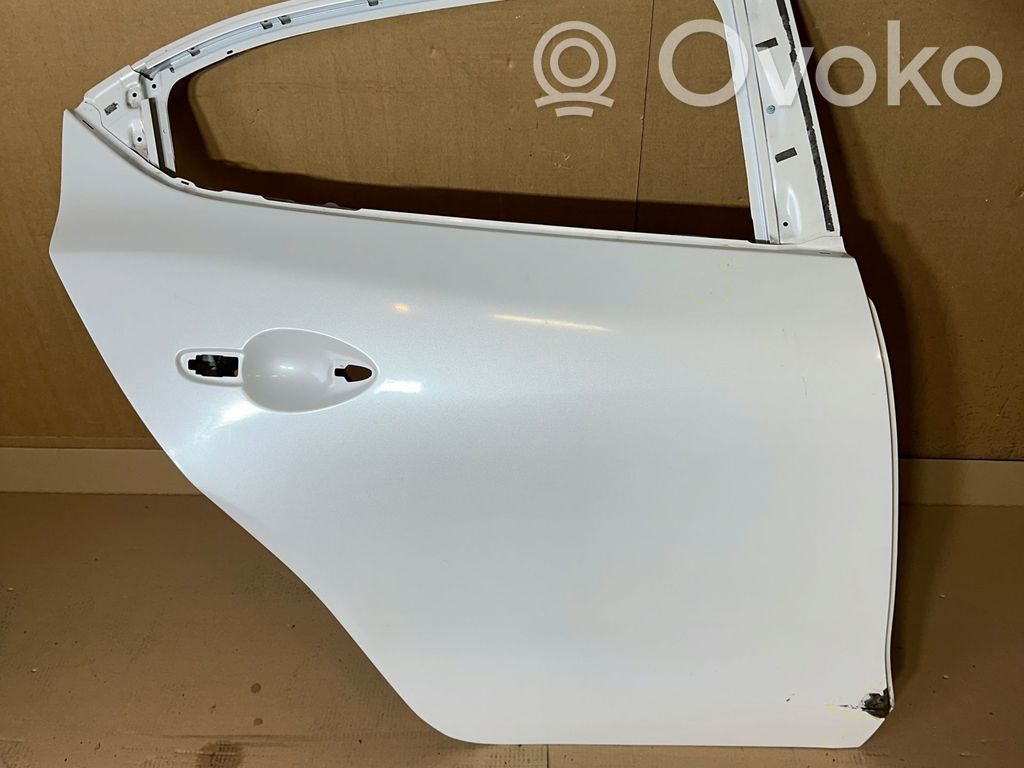 Mazda 3 III Puerta trasera 