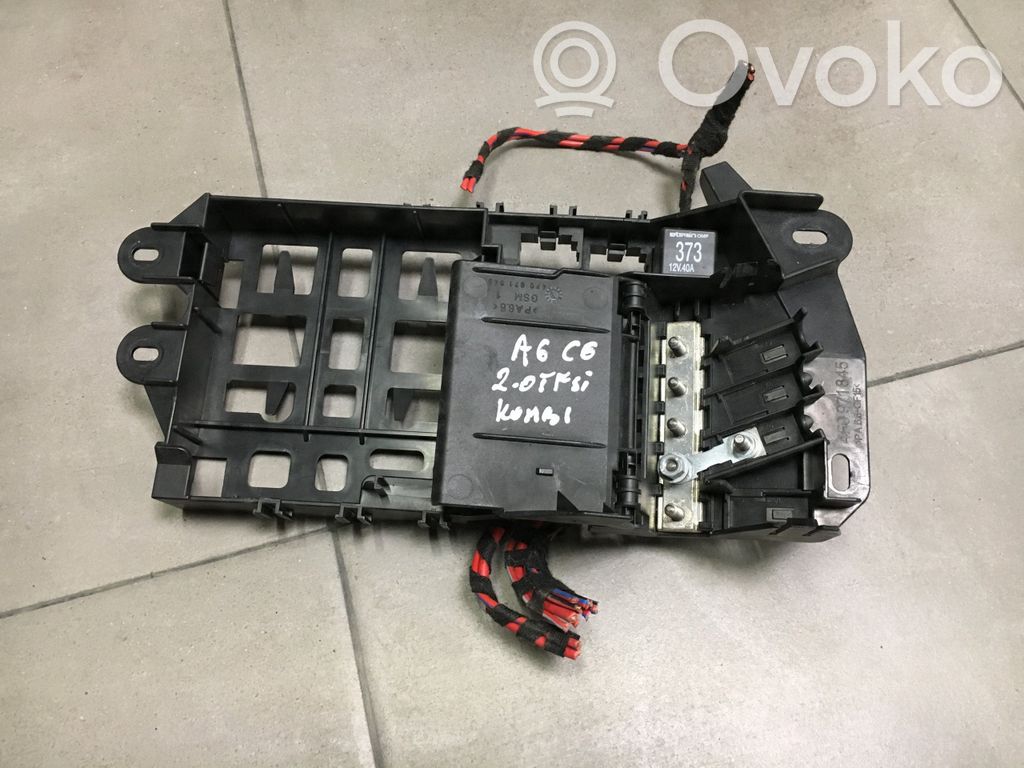 Audi A6 S6 C6 4F Sicherungskasten komplett 