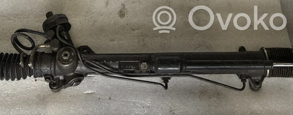 Volkswagen PASSAT B5 Steering rack 
