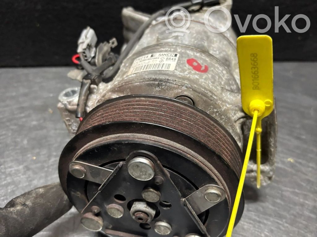 Renault Megane IV Air conditioning (A/C) compressor (pump) 
