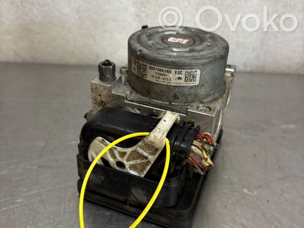 Peugeot 208 II Master brake cylinder 