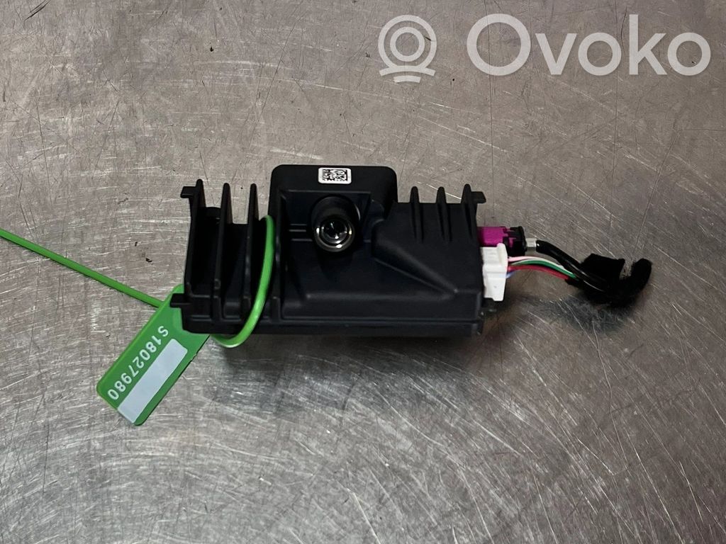 Renault Austral Trunk lid opening control unit 