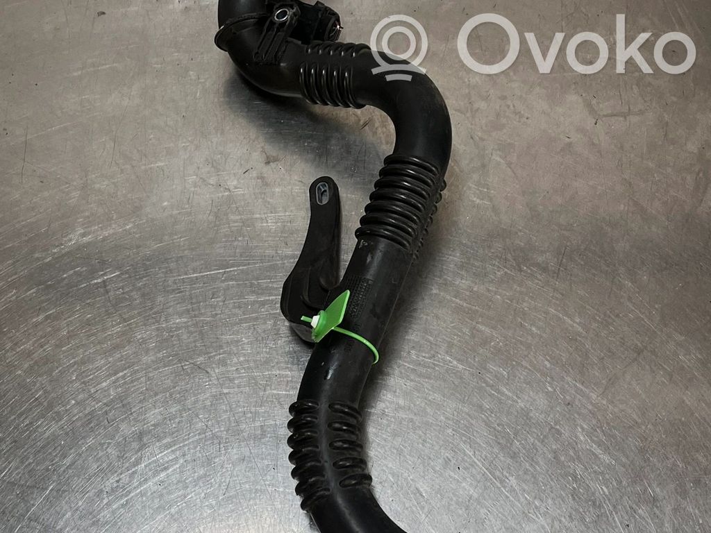 Renault Clio IV Coolant pipe/hose 