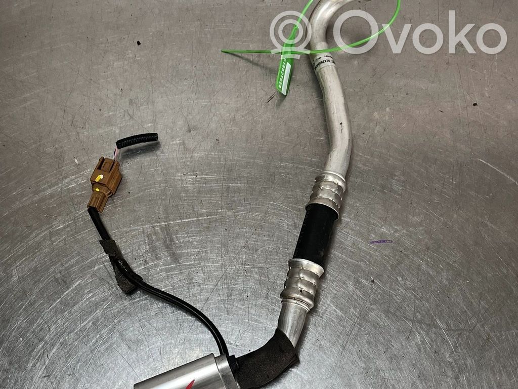 Renault Megane E-Tech Ilmastointilaitteen putki (A/C) 