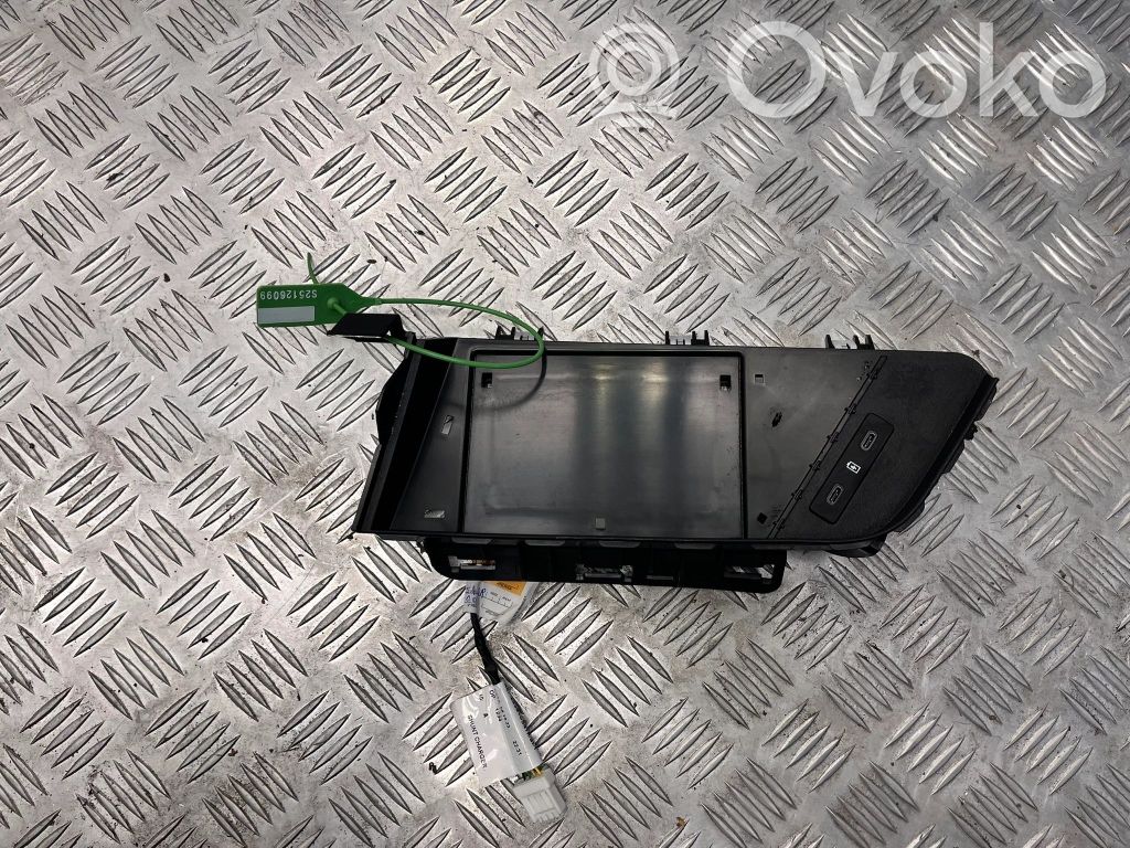 Renault Master IV Jednostka sterująca otwieraniem pokrywy bagażnika 