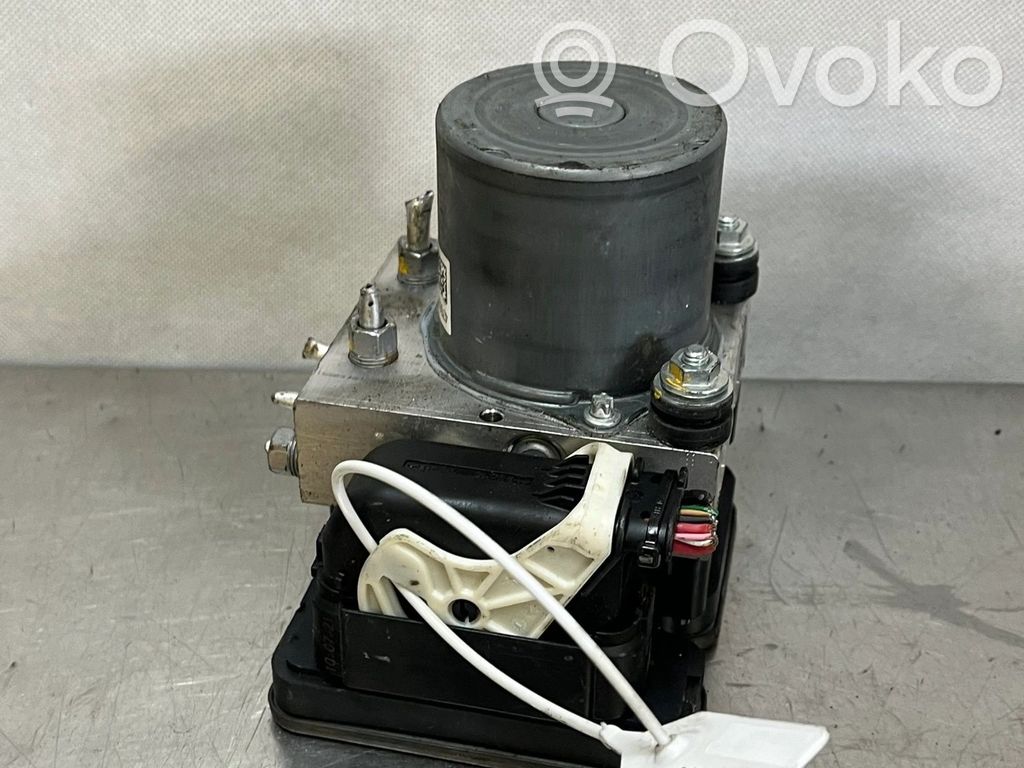 Renault Arkana Master brake cylinder 