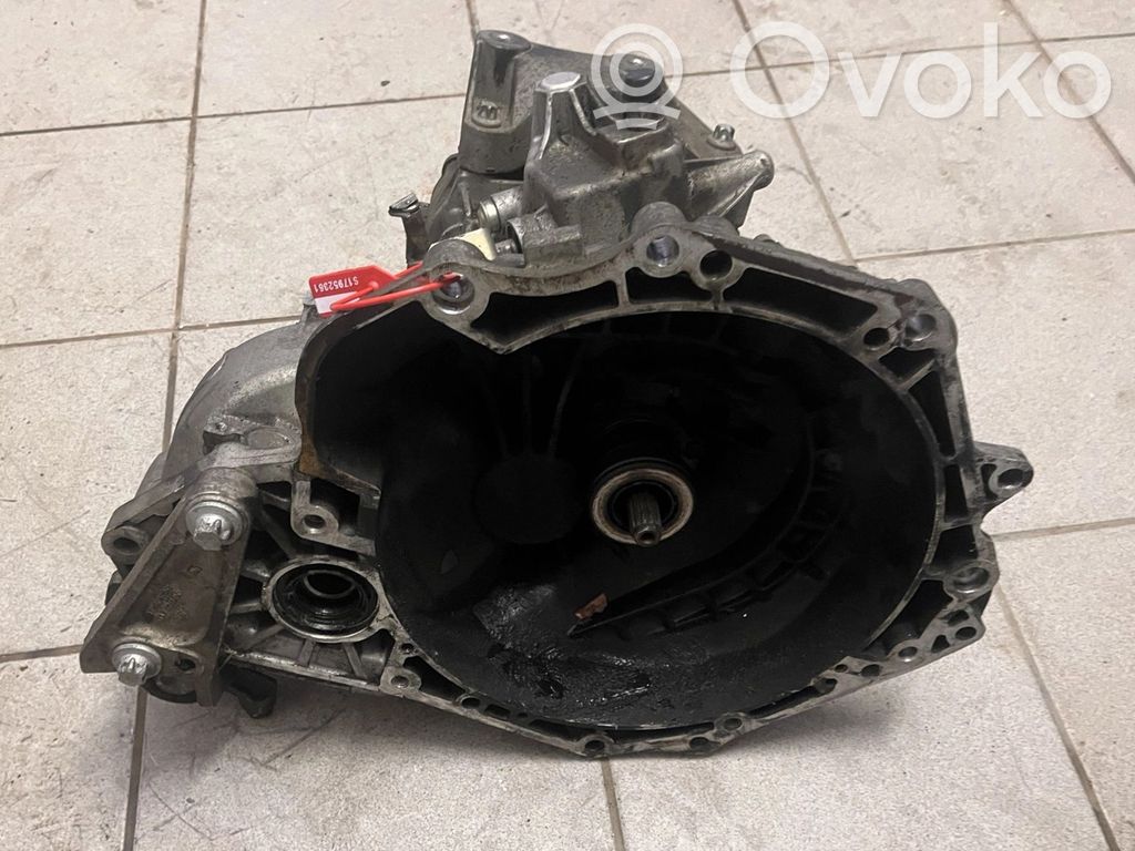 Opel Corsa E Manualna 5-biegowa skrzynia biegów 