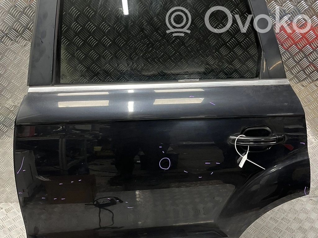 Audi Q7 4L Front door 