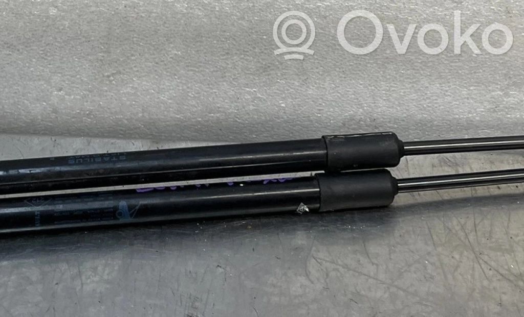 Dacia Duster II Front bonnet/hood damper/strut 
