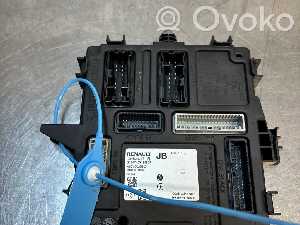 Renault Captur II Fuse box set 