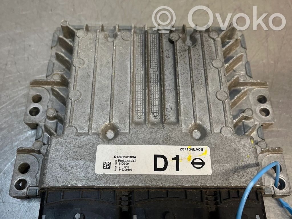 Nissan Qashqai+2 Engine control unit/module ECU 