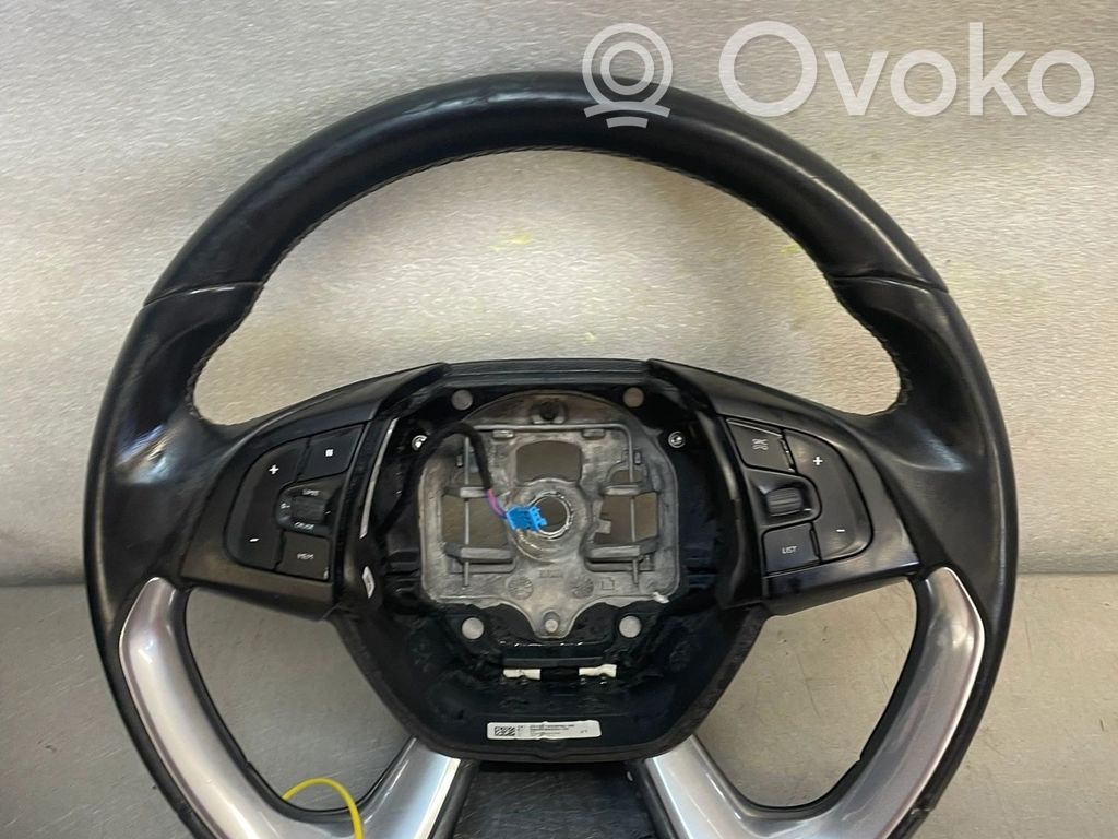 Citroen DS5 Steering wheel 