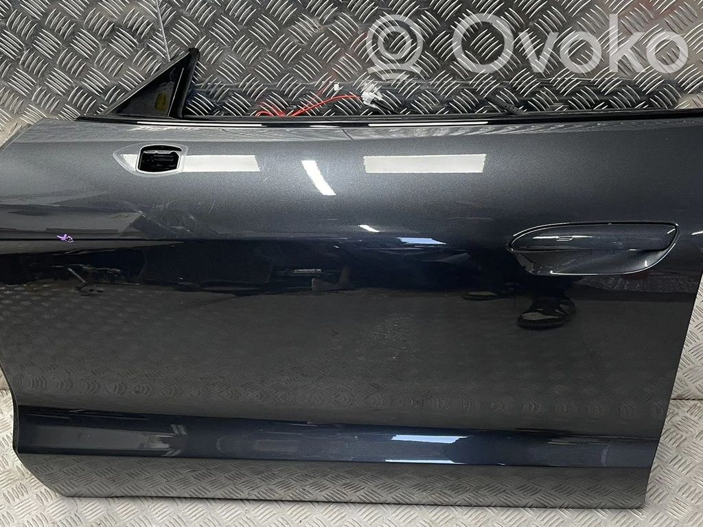 Porsche Taycan 9J1 Durvis 