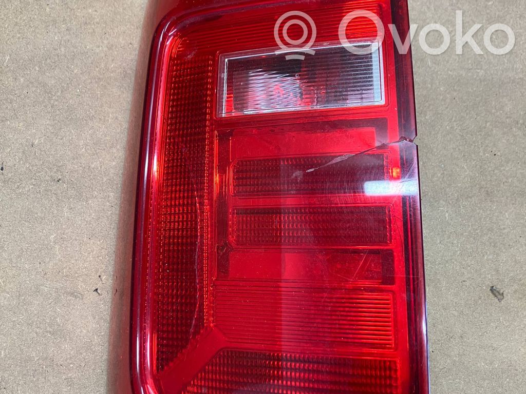 Volkswagen Caddy Lampa tylna 