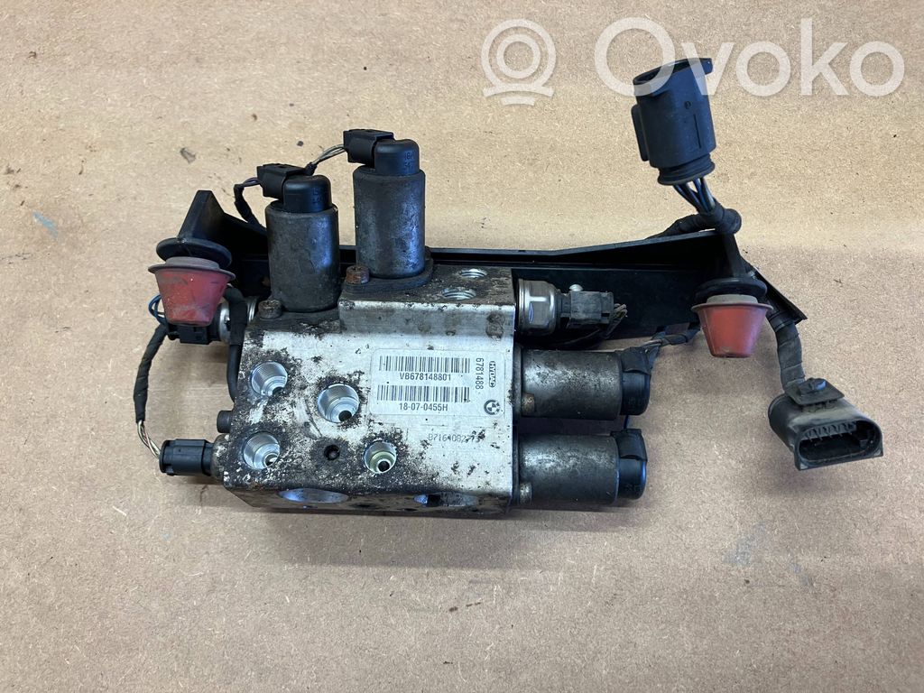 BMW 5 E60 E61 Active stabilizer control/valve assembly 
